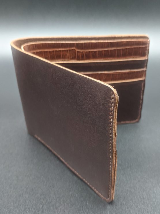 Bi Fold Wallet - Straight - Leather